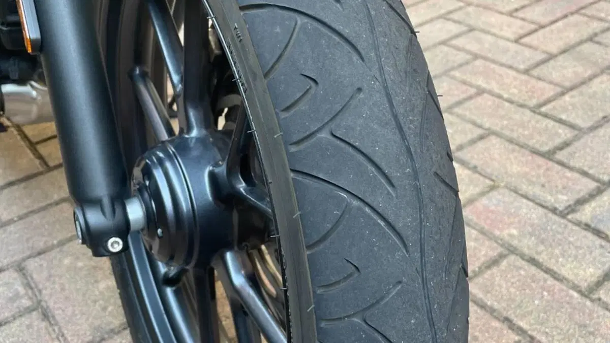 Triumph Street Twin 900 (2017 - 18)  (10)