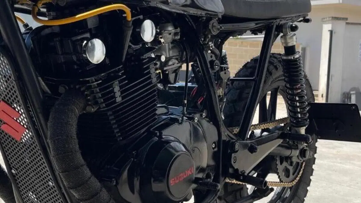 Suzuki GS 450 S (1982 - 89)  (4)