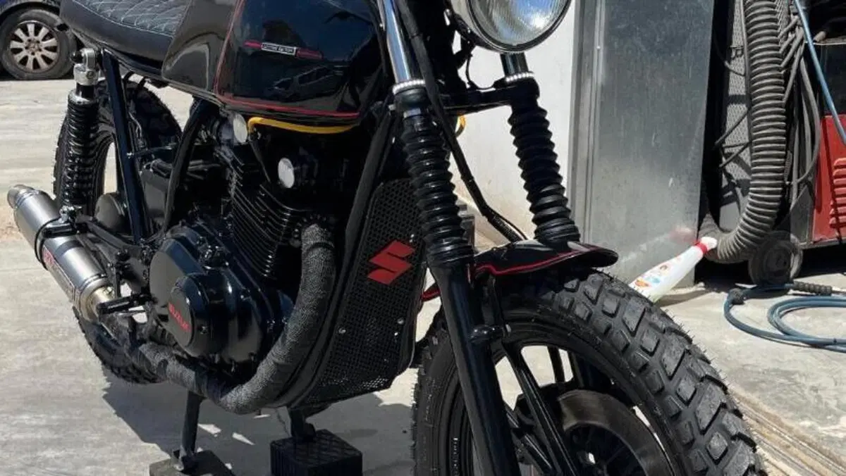 Suzuki GS 450 S (1982 - 89)  (5)