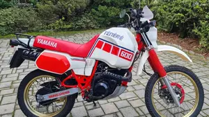 Yamaha   (3)