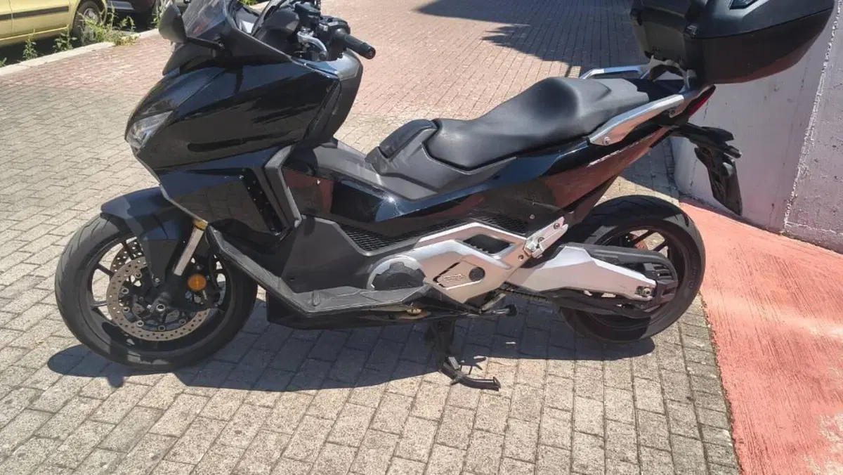 Honda Forza 750 DCT Style (2021 - 24)  (2)