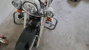 Harley-Davidson 1690 Deluxe ABS (2011 - 16) - FLSTN  (9)