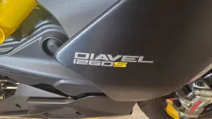 Ducati Diavel 1260 S (2021 - 22)  (6)
