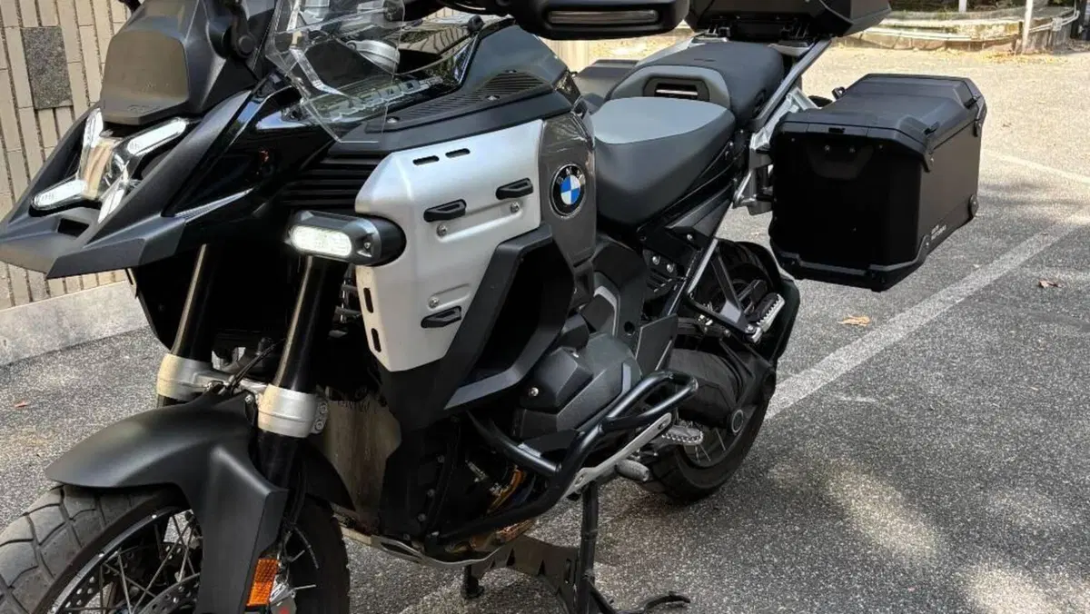 Bmw R 1300 GS Adventure Triple Black (2025 - 26)  (8)