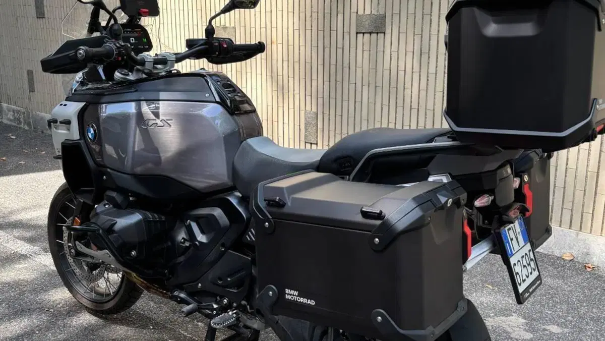 Bmw R 1300 GS Adventure Triple Black (2025 - 26)  (9)