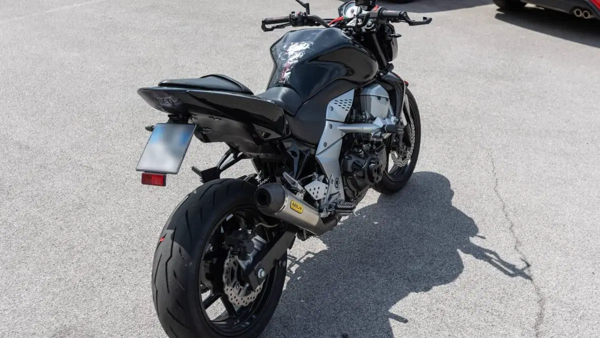 Kawasaki Z 750 (2007 - 14)  (10)