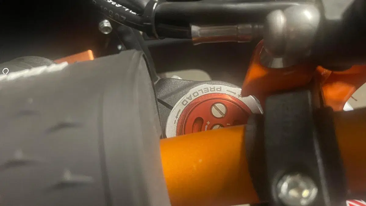 KTM 890 Adventure R (2025 - 26)  (4)