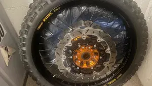 KTM 890 Adventure R (2025 - 26)  (9)