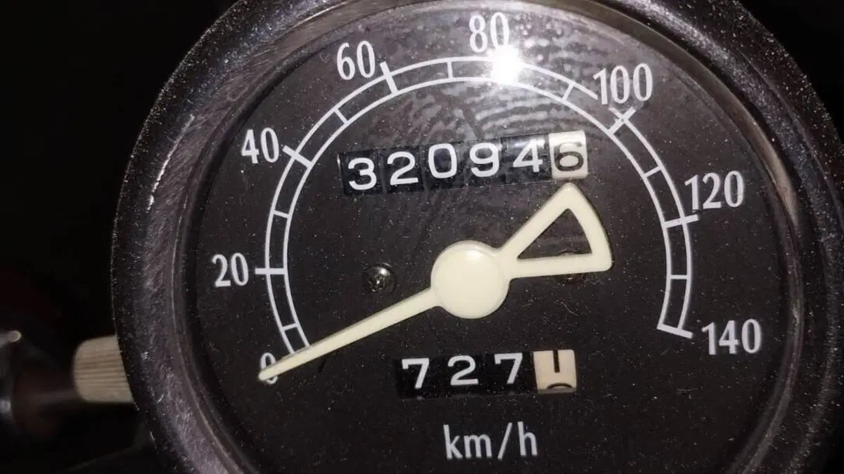Suzuki TU 250 X (1997 - 03)  (3)