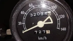Suzuki TU 250 X (1997 - 03)  (3)