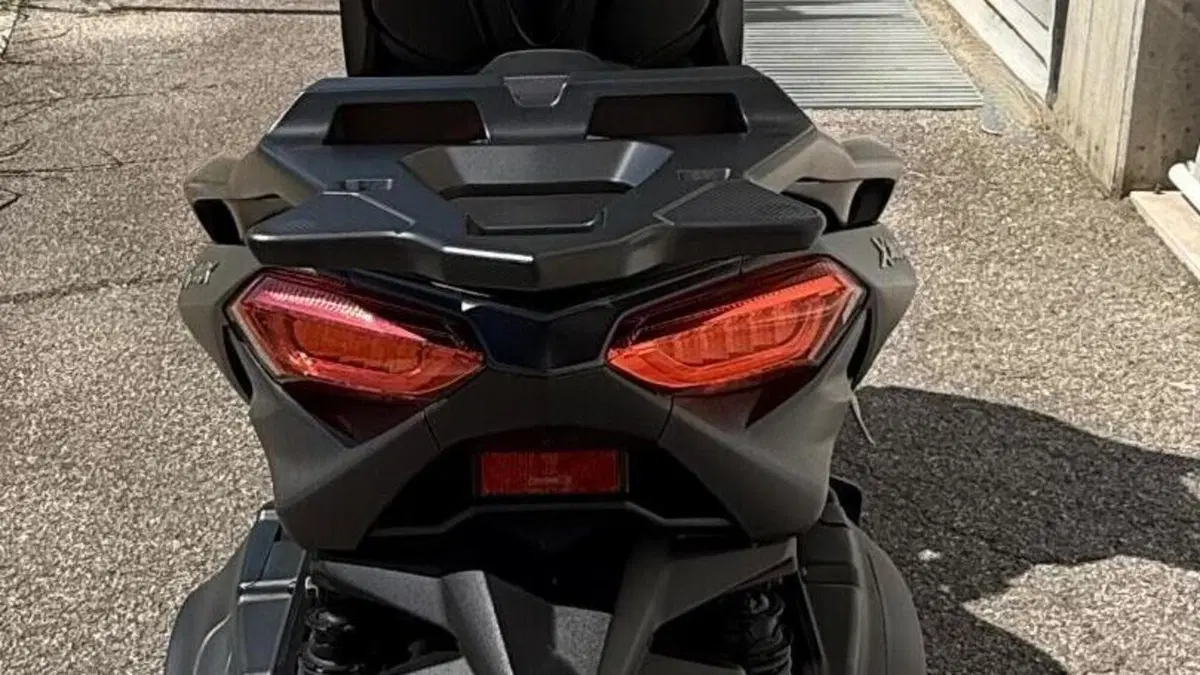 Yamaha X-Max 400 ABS (2017 - 20)  (5)
