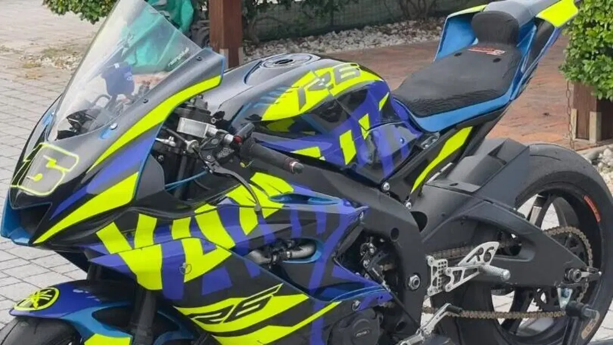 Yamaha YZF R6 Race (2021)  (3)