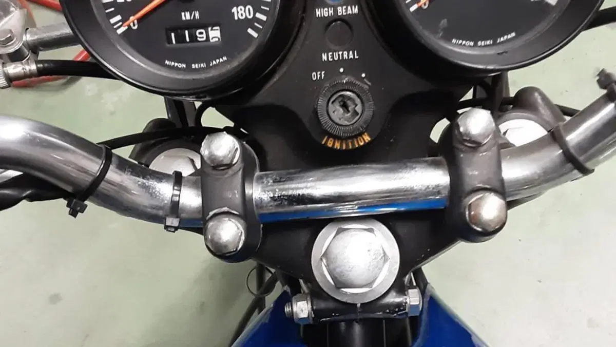 Kawasaki   (3)