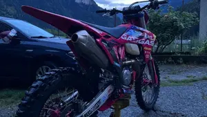GASGAS EC 500 F (2025)  (2)