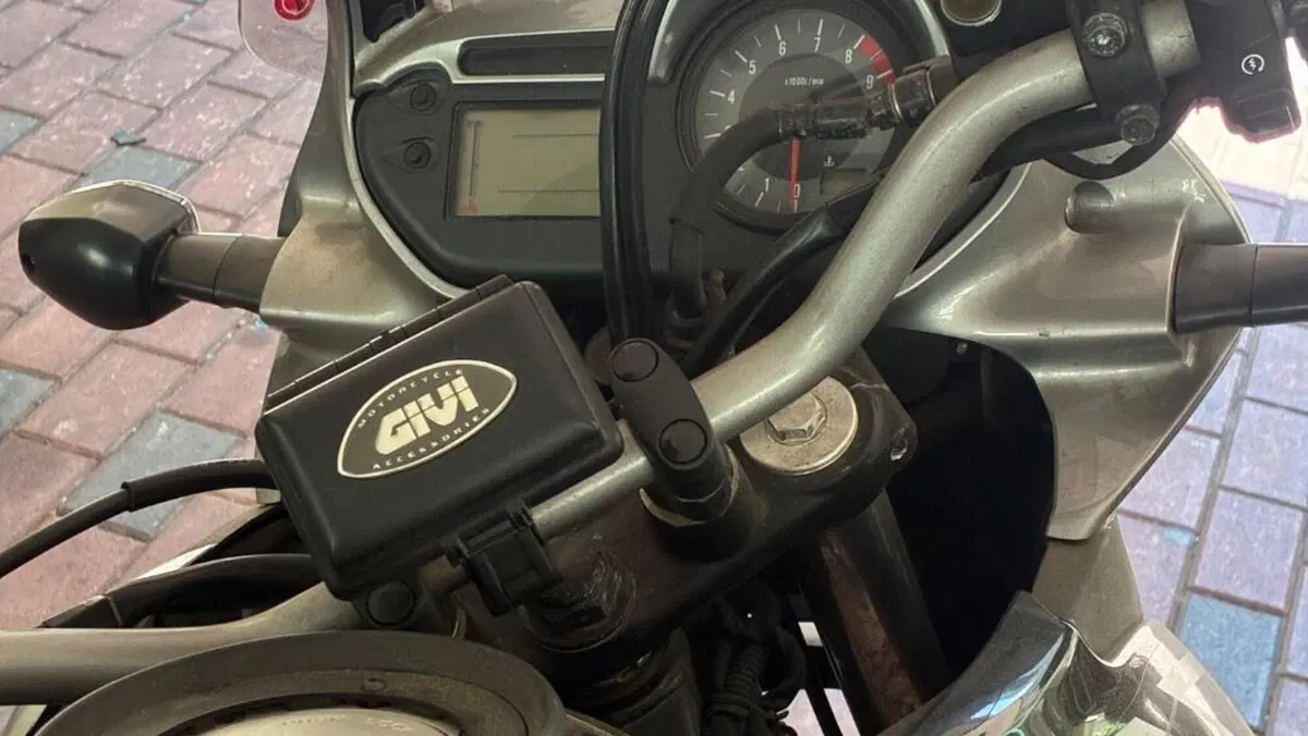 Honda Transalp XL 700 V ABS (2007 - 2013)  (5)