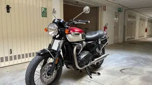 Triumph Bonneville T100 (2021 - 25) 