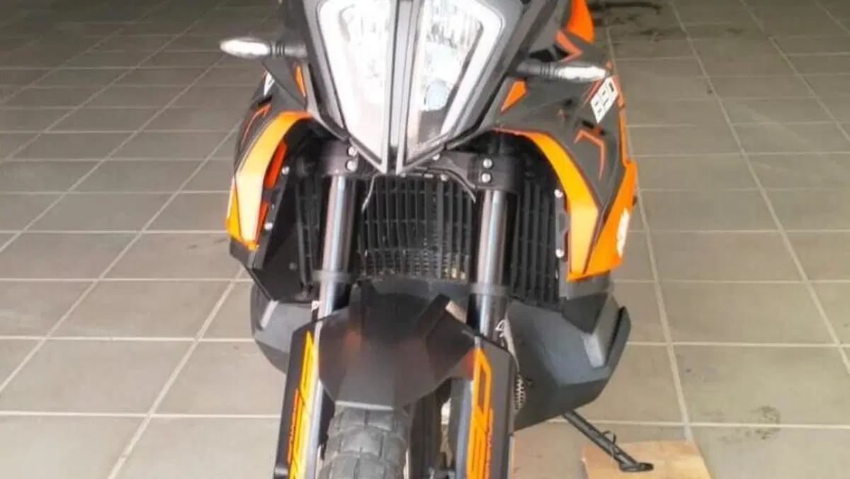 KTM 890 Adventure (2022)  (3)