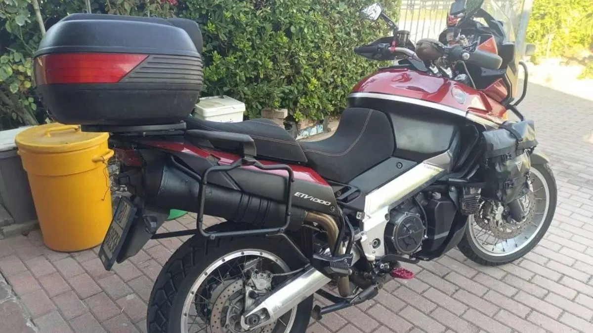 Aprilia Caponord ETV 1000 (2001 - 04)  (3)
