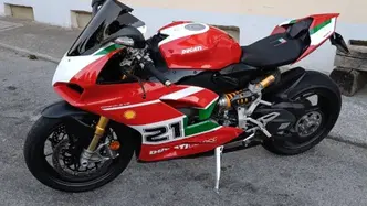 Ducati Panigale V2 Bayliss 1st Championship 20th Anniversary (2021 - 24) usata