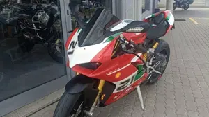 Ducati Panigale V2 Bayliss 1st Championship 20th Anniversary (2021 - 24)  (2)