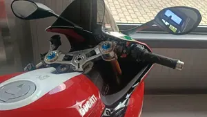 Ducati Panigale V2 Bayliss 1st Championship 20th Anniversary (2021 - 24)  (4)