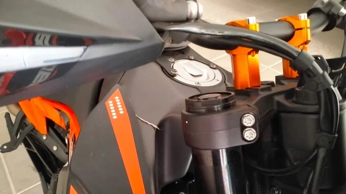 KTM 890 Adventure (2022)  (11)