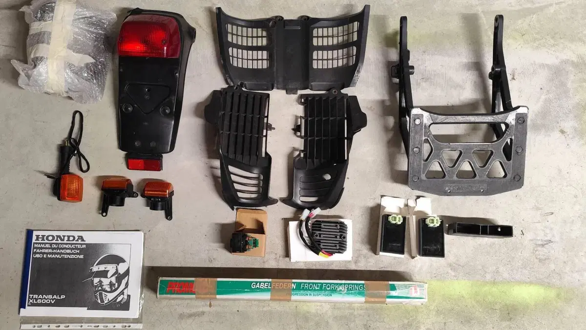 Honda Transalp XL 600V (1991 - 93)  (7)