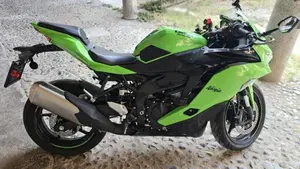 Kawasaki Ninja ZX-4R (2024 - 26)  (3)
