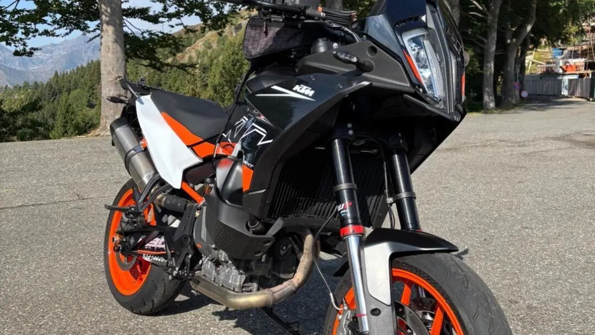 KTM 890 SMT (2023 - 25)  (2)
