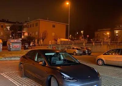 Tesla Model 3 Model 3 Long Range Dual Motor AWD (4)