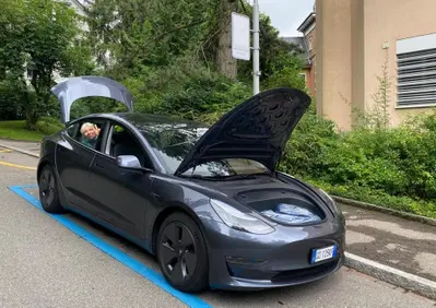 Tesla Model 3 Model 3 Long Range Dual Motor AWD (5)