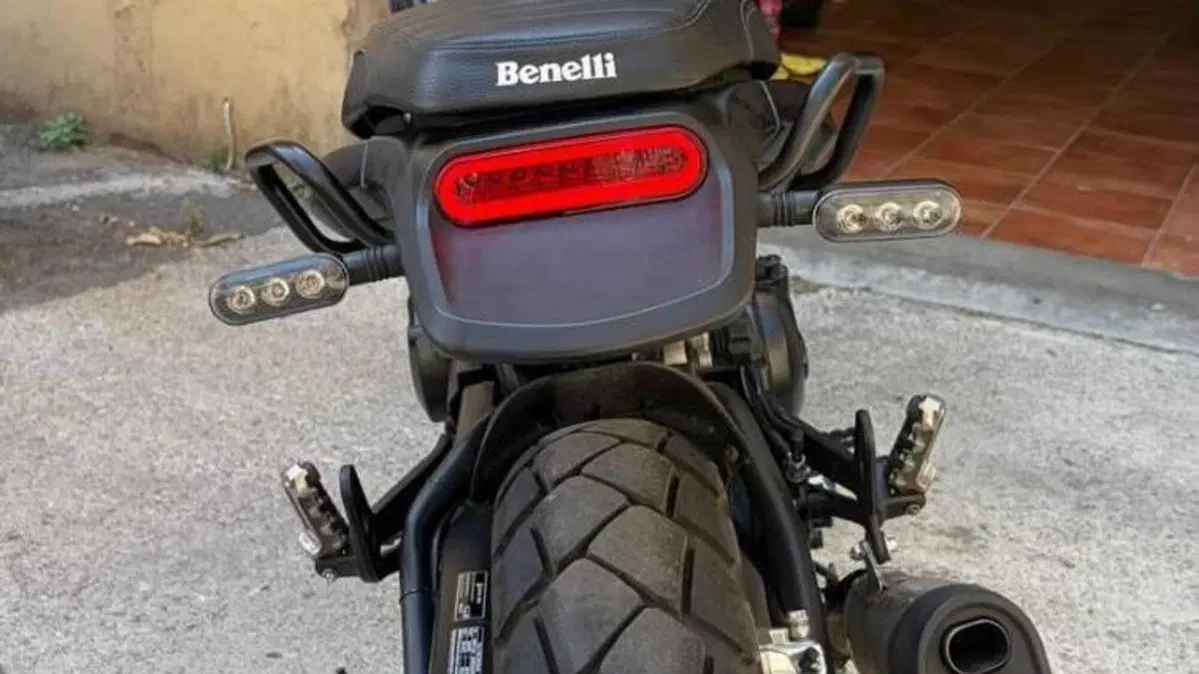 Benelli Leoncino 500 Trail (2021 - 26)  (5)