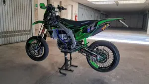 Kawasaki KX450F (2023) 