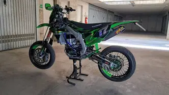 Kawasaki KX450F (2023) usata