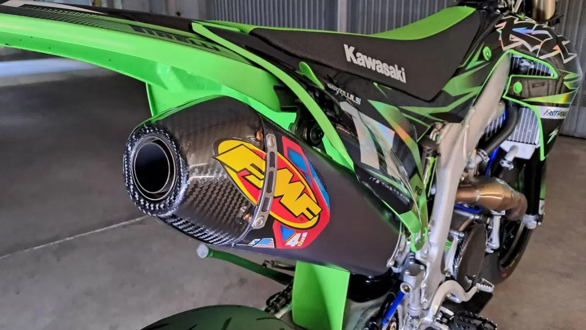 Kawasaki KX450F (2023)  (4)