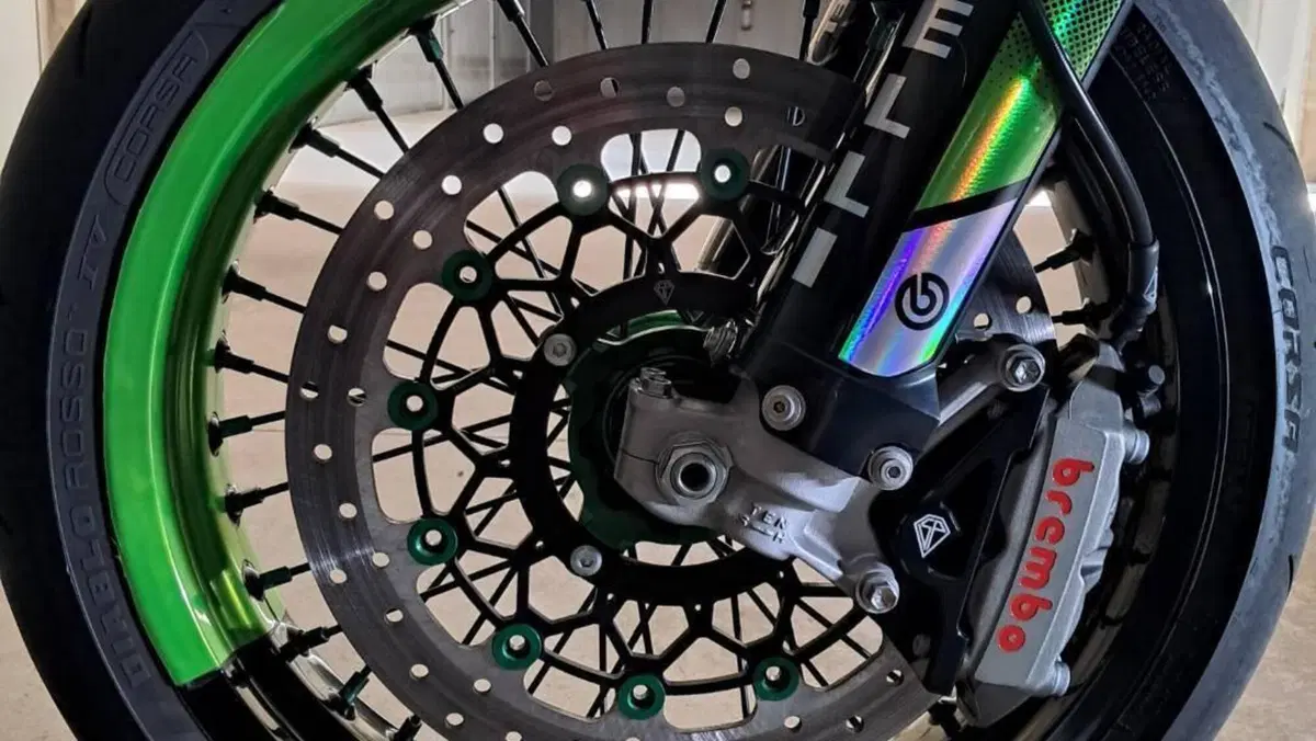 Kawasaki KX450F (2023)  (8)