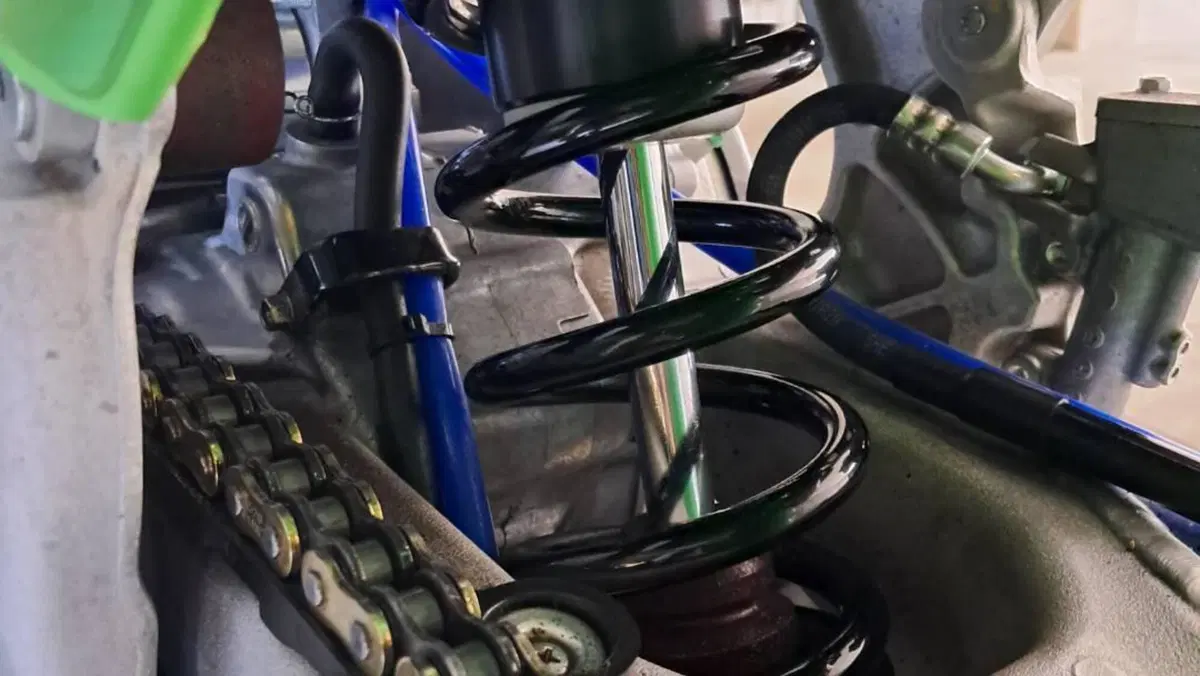 Kawasaki KX450F (2023)  (9)