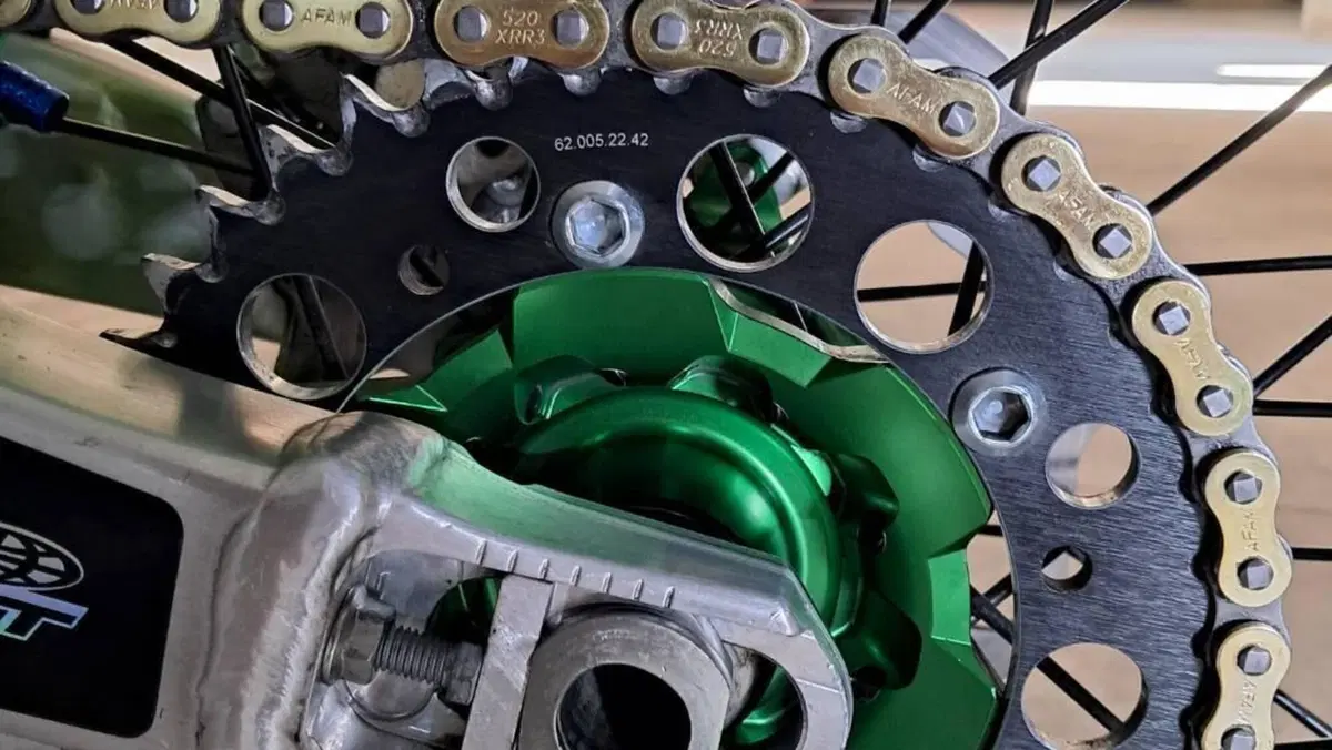 Kawasaki KX450F (2023)  (10)