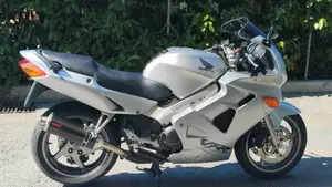 Honda VFR 800 (1998 - 01) 