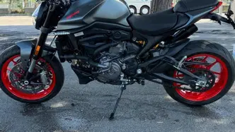Ducati Monster 937 + (2021 - 25)
