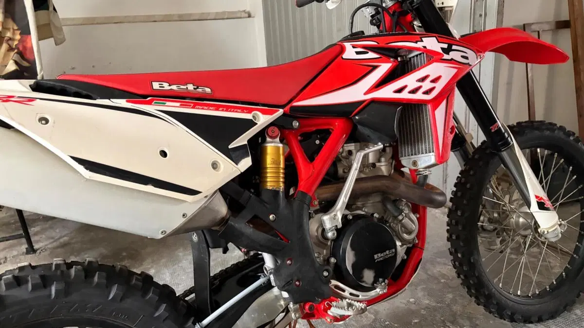 Betamotor RR 400 4T Enduro (2014)  (4)