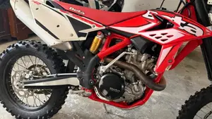 Betamotor RR 400 4T Enduro (2014)  (5)