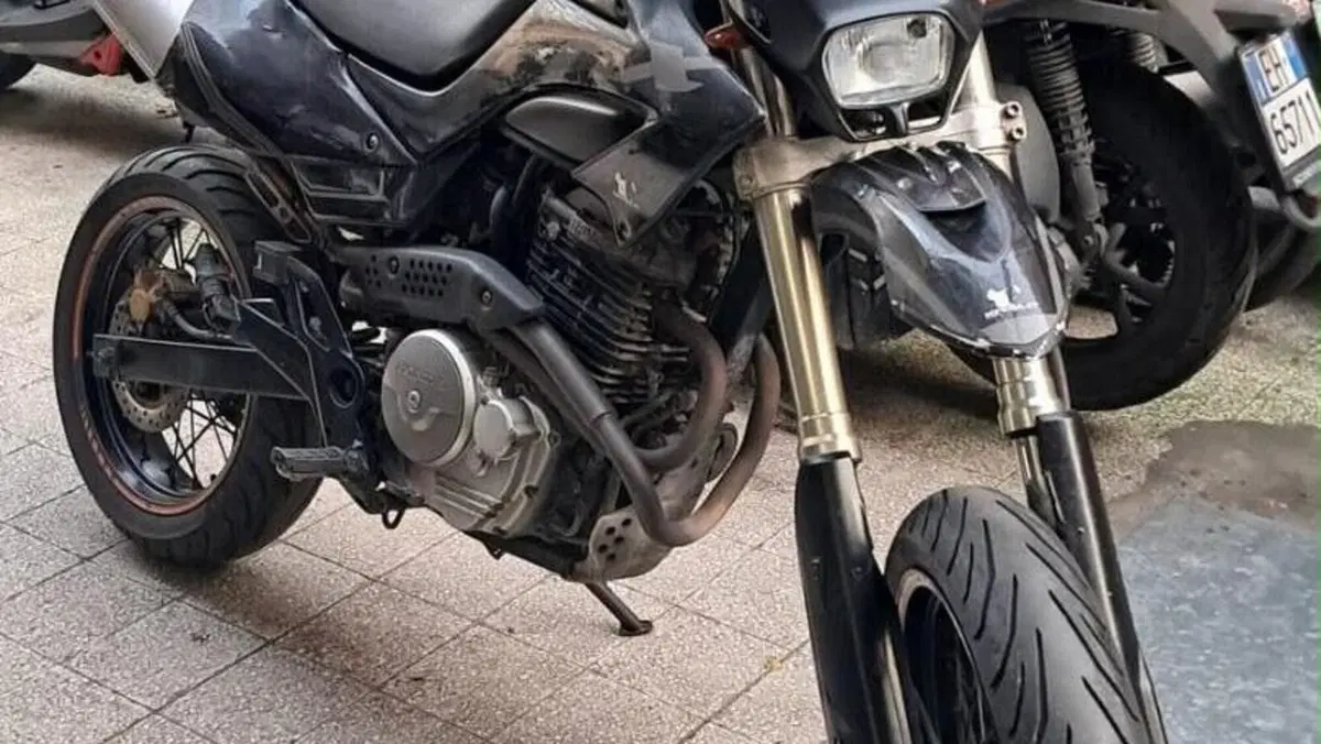Honda FMX 650  (2)