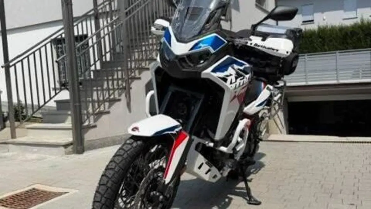 Honda Africa Twin CRF 1100L ES (2024 - 26) 