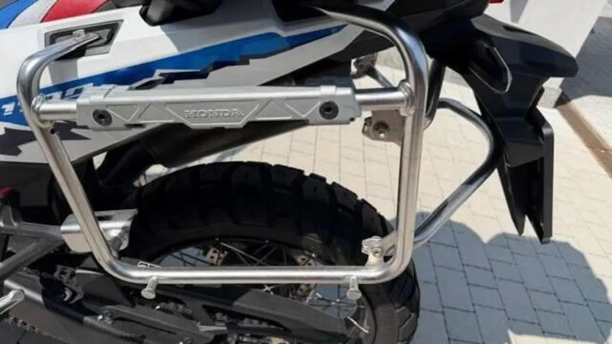 Honda Africa Twin CRF 1100L ES (2024 - 26)  (16)
