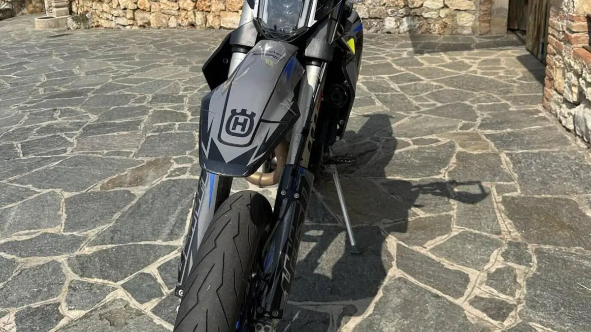 Husqvarna FC 450 (2023)  (2)