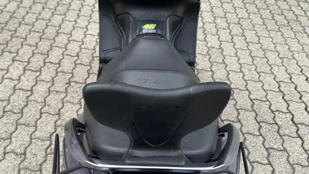 Yamaha T-Max 500 (2004 - 07)  (6)