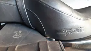 Harley-Davidson 1200 Custom (2007 - 13) - XL 1200C  (4)