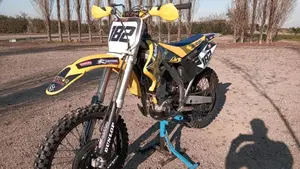 Suzuki RM-Z 250 (2005 - 06)  (4)