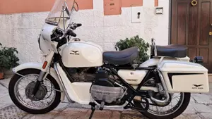 Moto Guzzi  